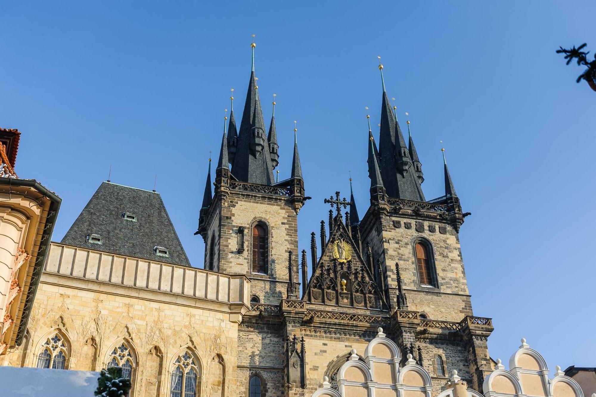 Spacious 3-bedrooms Near Karlin Square Prag